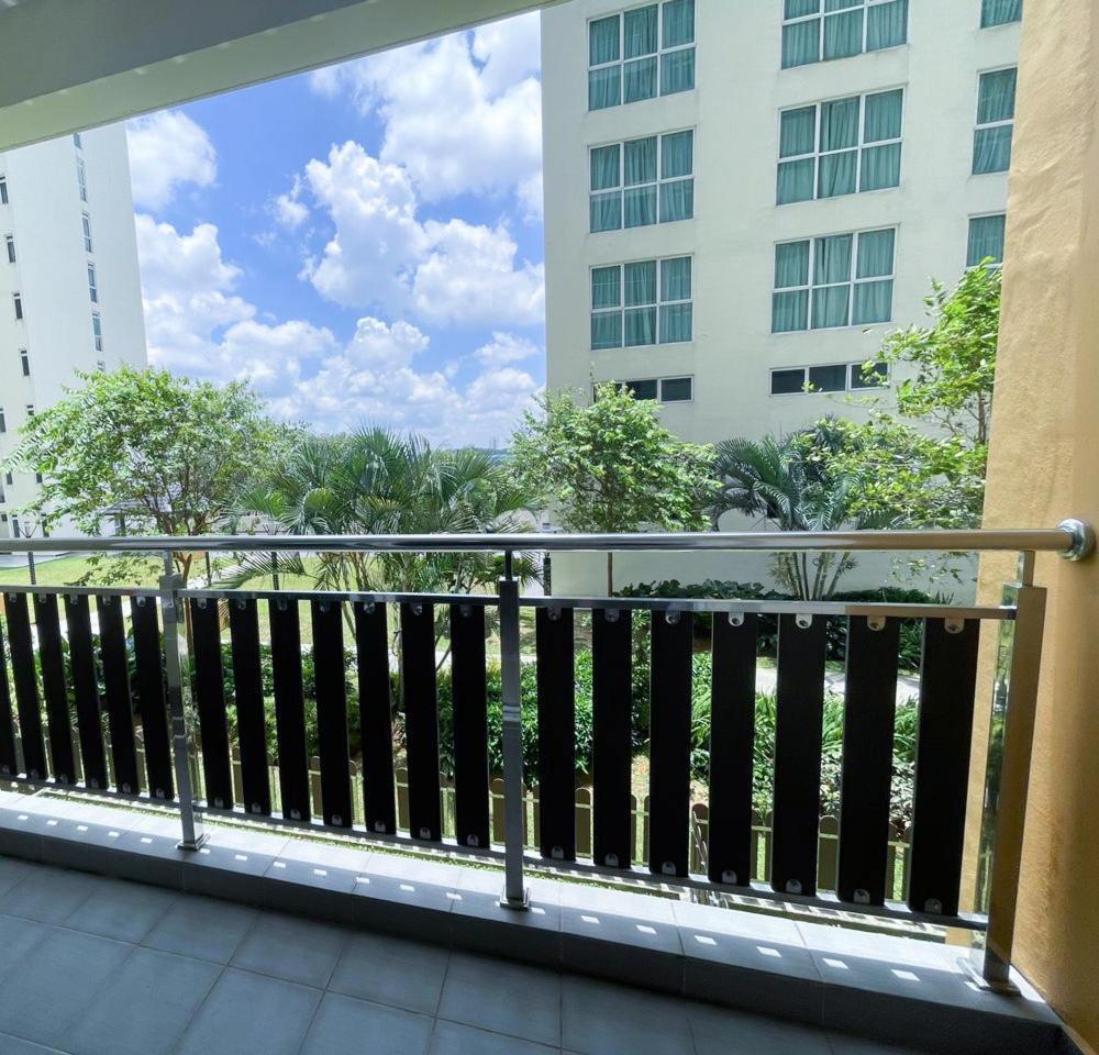 3Bed Family House Ksl Residence Taman Daya Johor Bahru Rum bild
